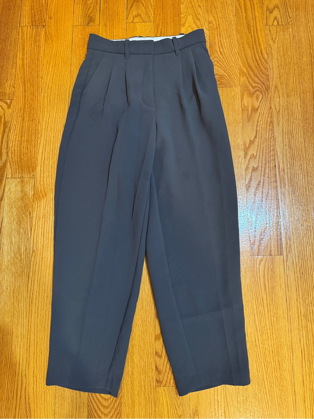 Aritzia high-waist pants
